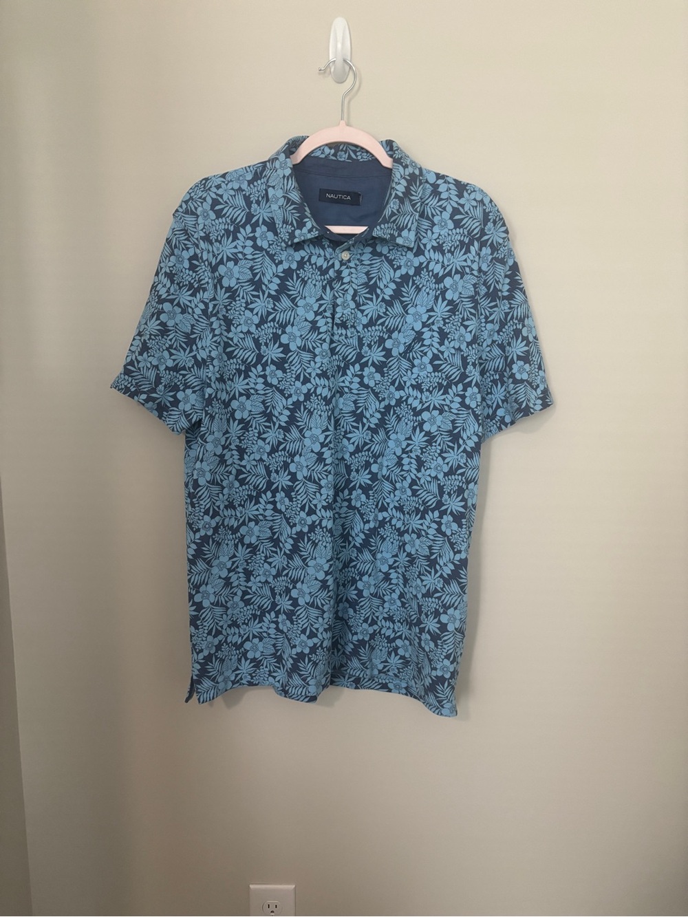 Nautica Men’s Blue Floral Short Sleeve Polo Shirt Size L - PTP 23” - Length 30”